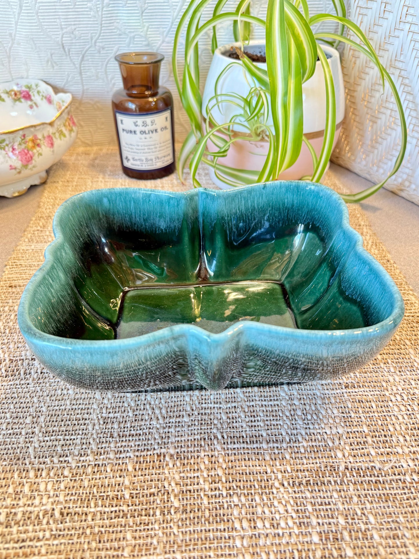 Mid-Century Botanical: Vintage Green Planter Eucalyptus Lime Candle