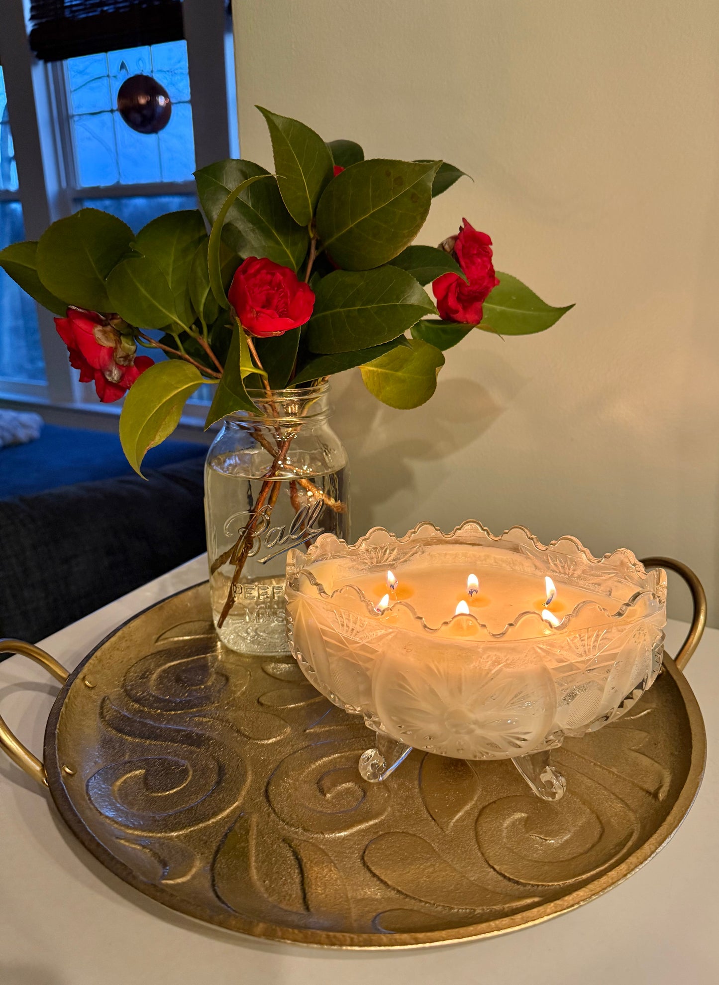 Glowing Elegance: Footed Crystal Bowl Lemongrass Lime Candle