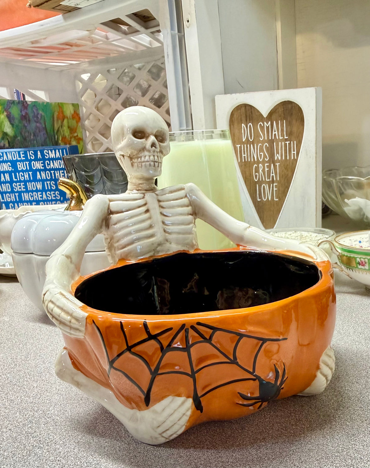 Skellaton Pumpkin Candle
