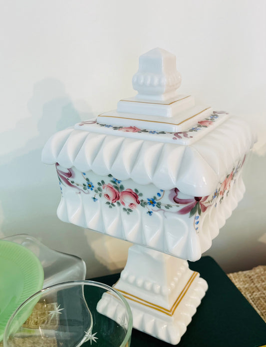 Vintage Westmoreland Milk Glass Wedding Box Candy Dish Candle